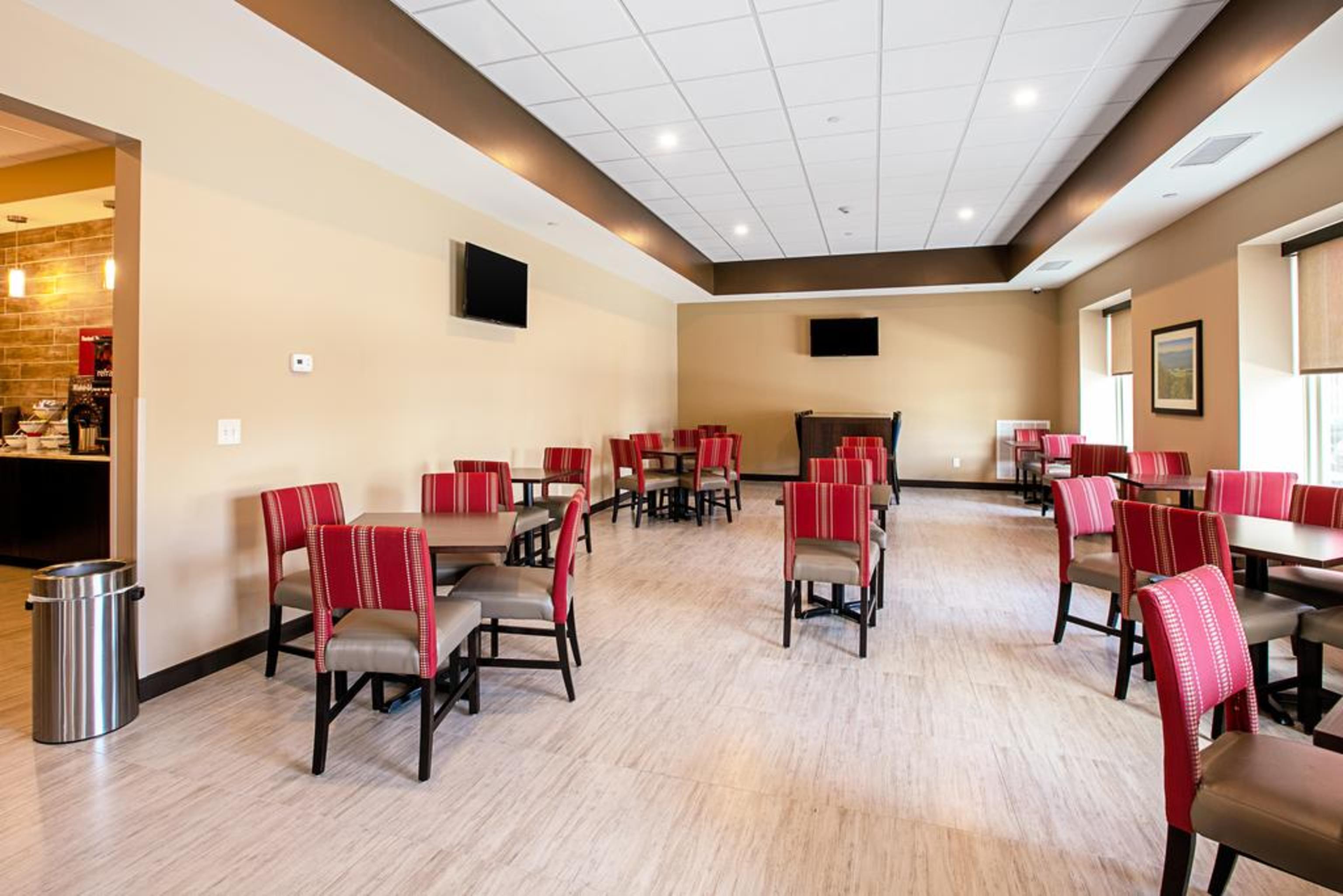 Comfort Suites Fishkill Near Interstate 84 Екстериор снимка